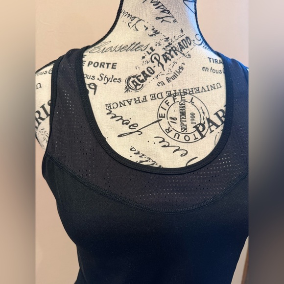 Nike Black Athletic Tank- mesh back- women’s size medium - Picture 3 of 3